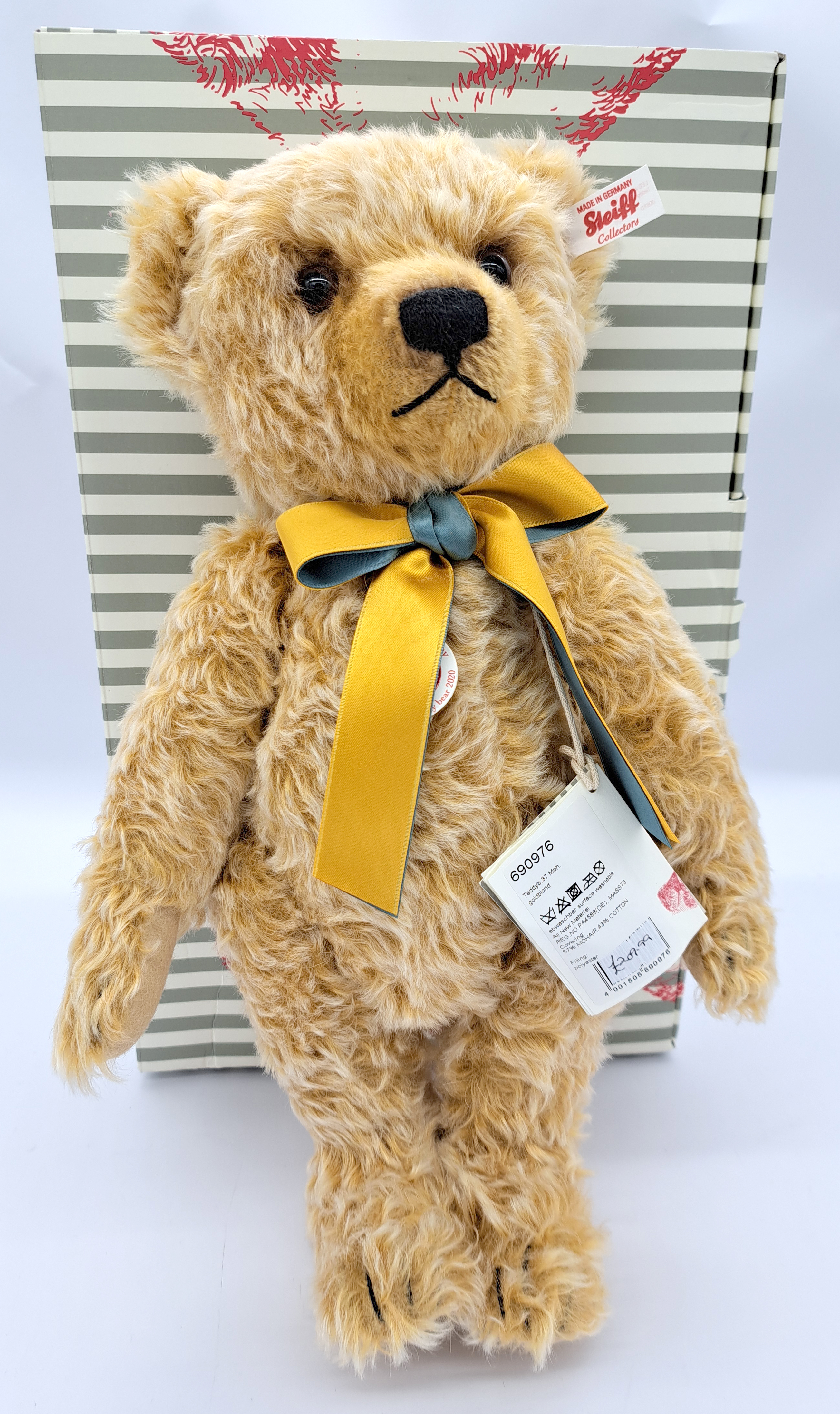 Steiff British Collectors' Bear 2020, white tag 690976