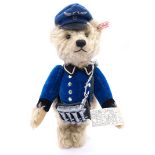 Steiff Trambahnschaffner der Linie 8/ the teddy bear Tram Conductor