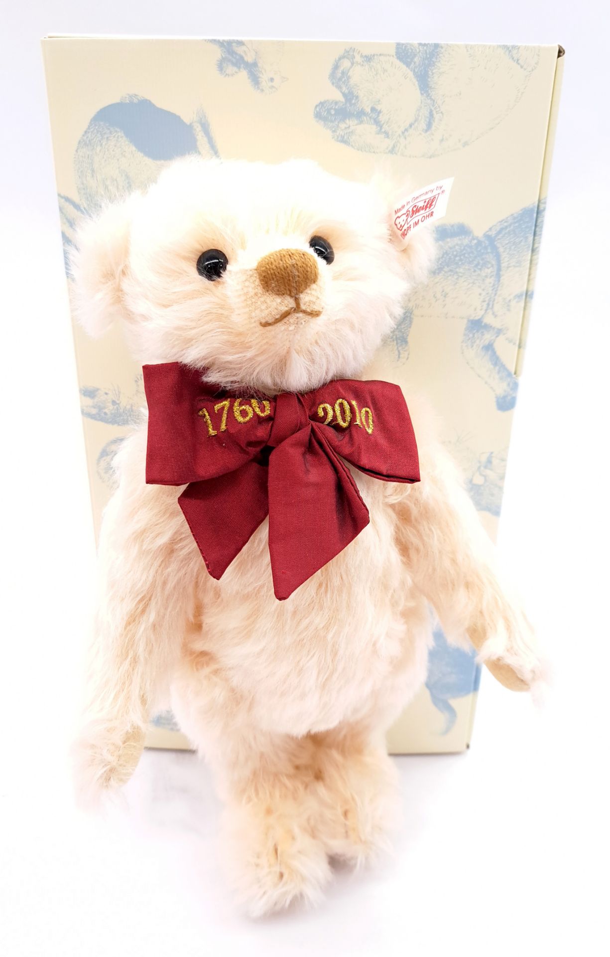 Steiff Hamleys exclusive Grace teddy bear