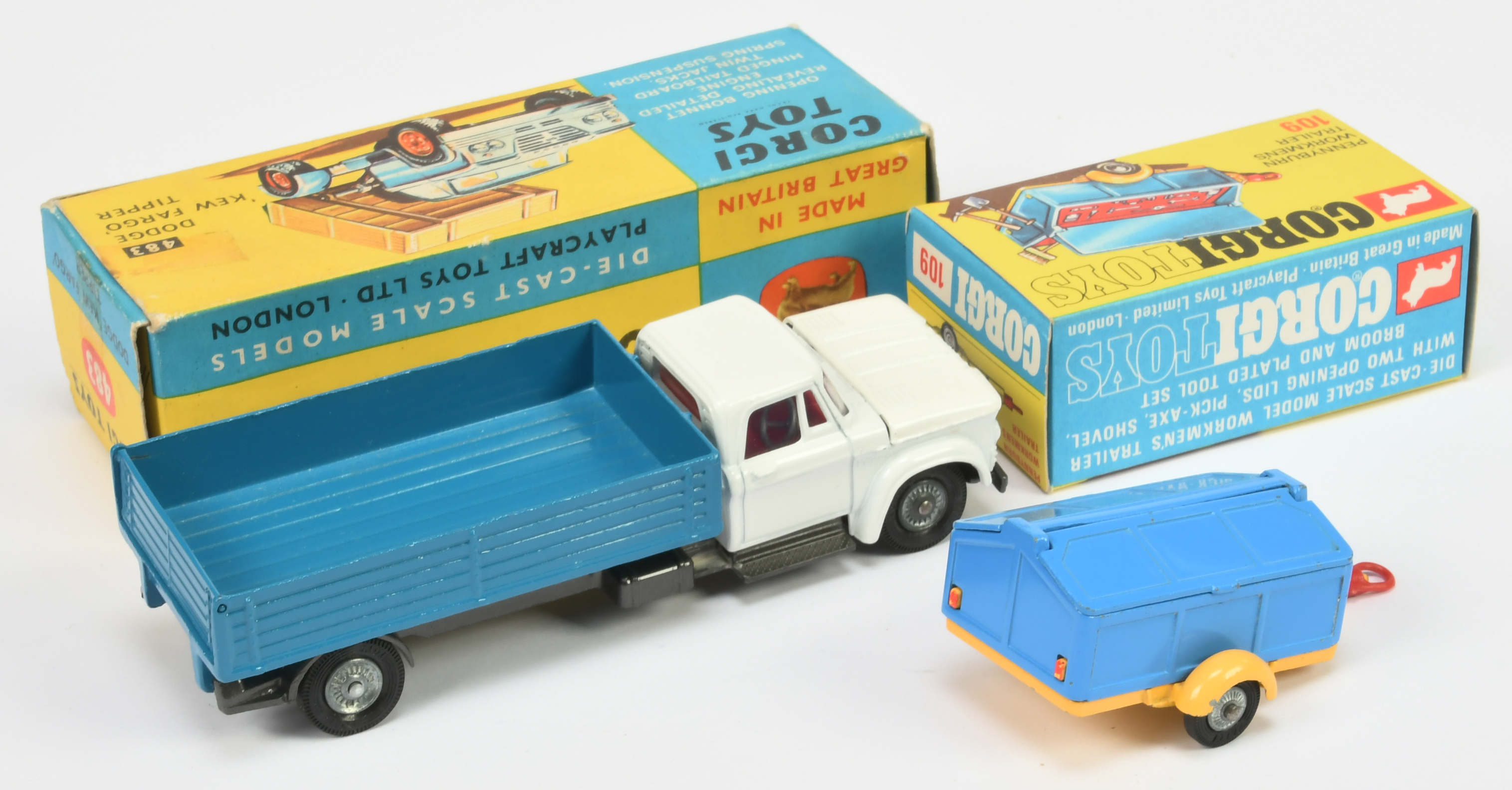 Corgi Toys A Pair - (1) 483 Dodge Kew Tipper - White cab with red interior, graphite chassis, blu... - Image 2 of 2