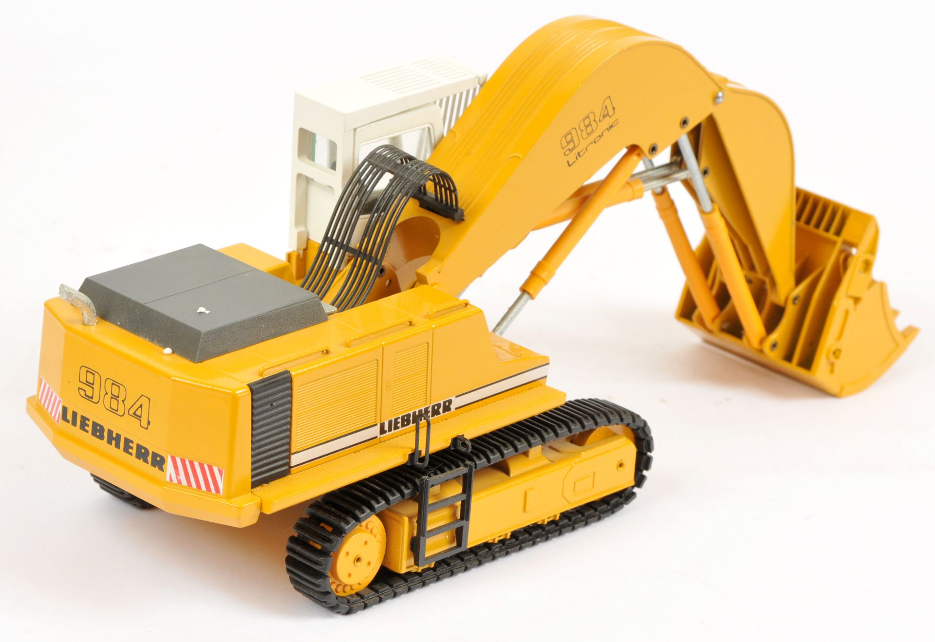 Conrad Models (1/50th) 2827/8 Liebherr R 984  hydraulic Excavator  - Mustard-yellow, white and gr... - Image 2 of 2