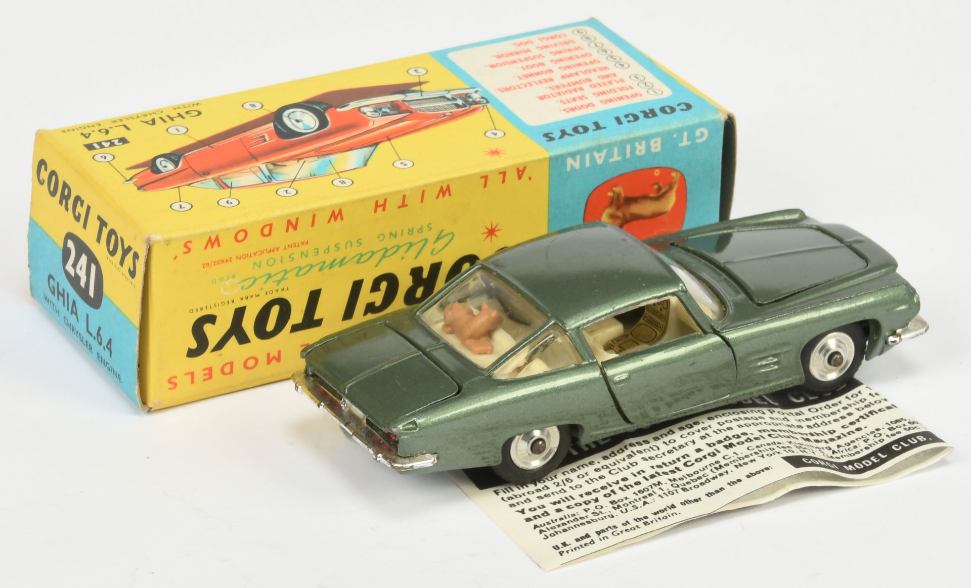 Corgi Toys  241 Ghia L.6.4 - Green body, off white interior, chrome trim, spun hubs - Good Plus b... - Bild 2 aus 2