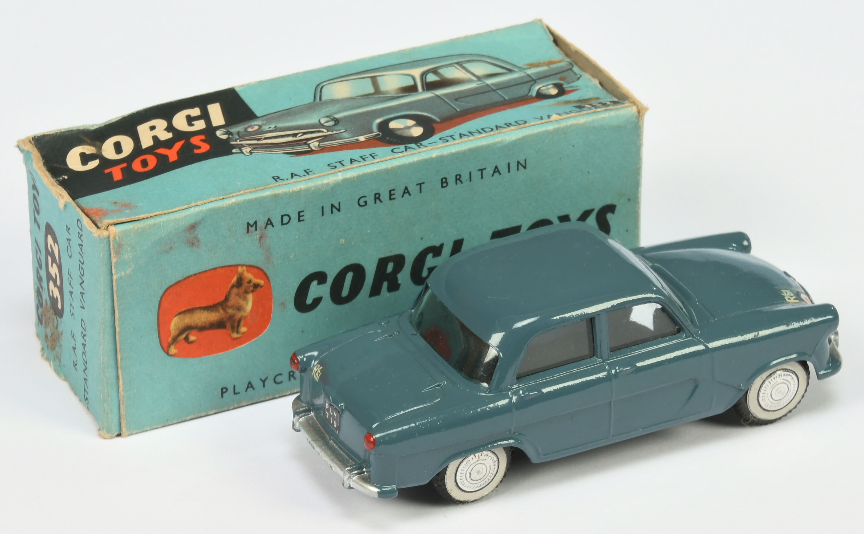 Corgi Toys 352 Standard Vanguard "RAF" Car - Greyish-blue, silver trim, flat spun hubs (Accessory... - Bild 2 aus 2