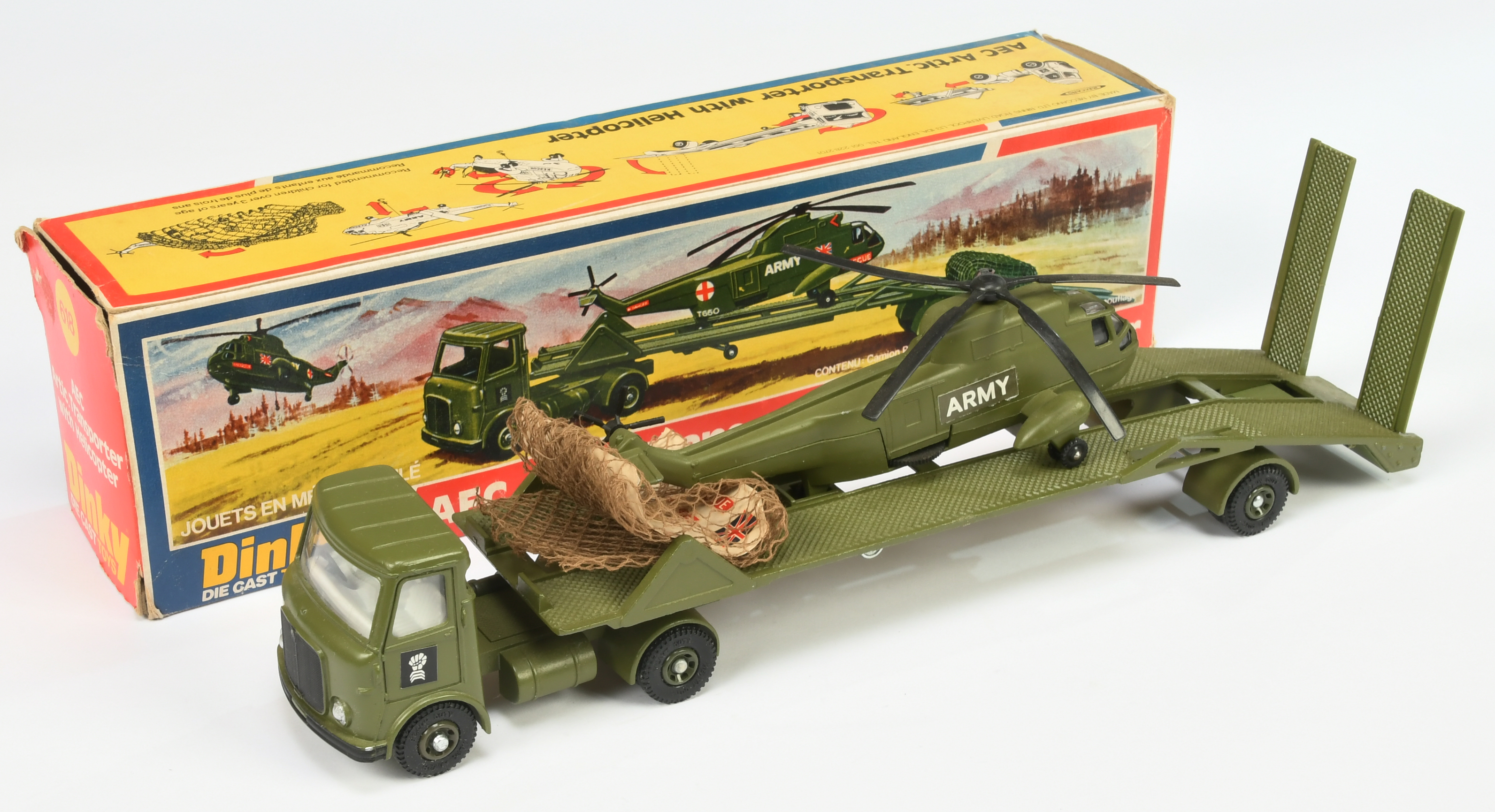 Dinky Toys 618 Military AEC Articulated Truck and Trailer - Green, pale grey interior, plastic hu...
