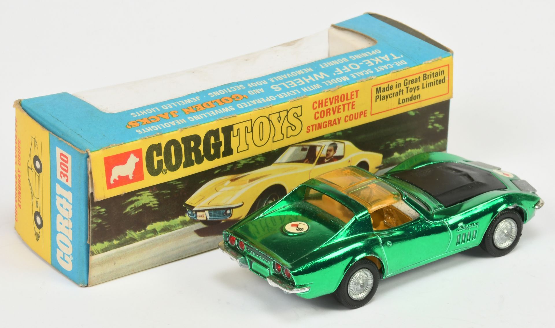 Corgi Toys 300 Chevrolet Corvette Stingray - Metallic green body, black bonnet, amber roof panel ... - Bild 2 aus 2