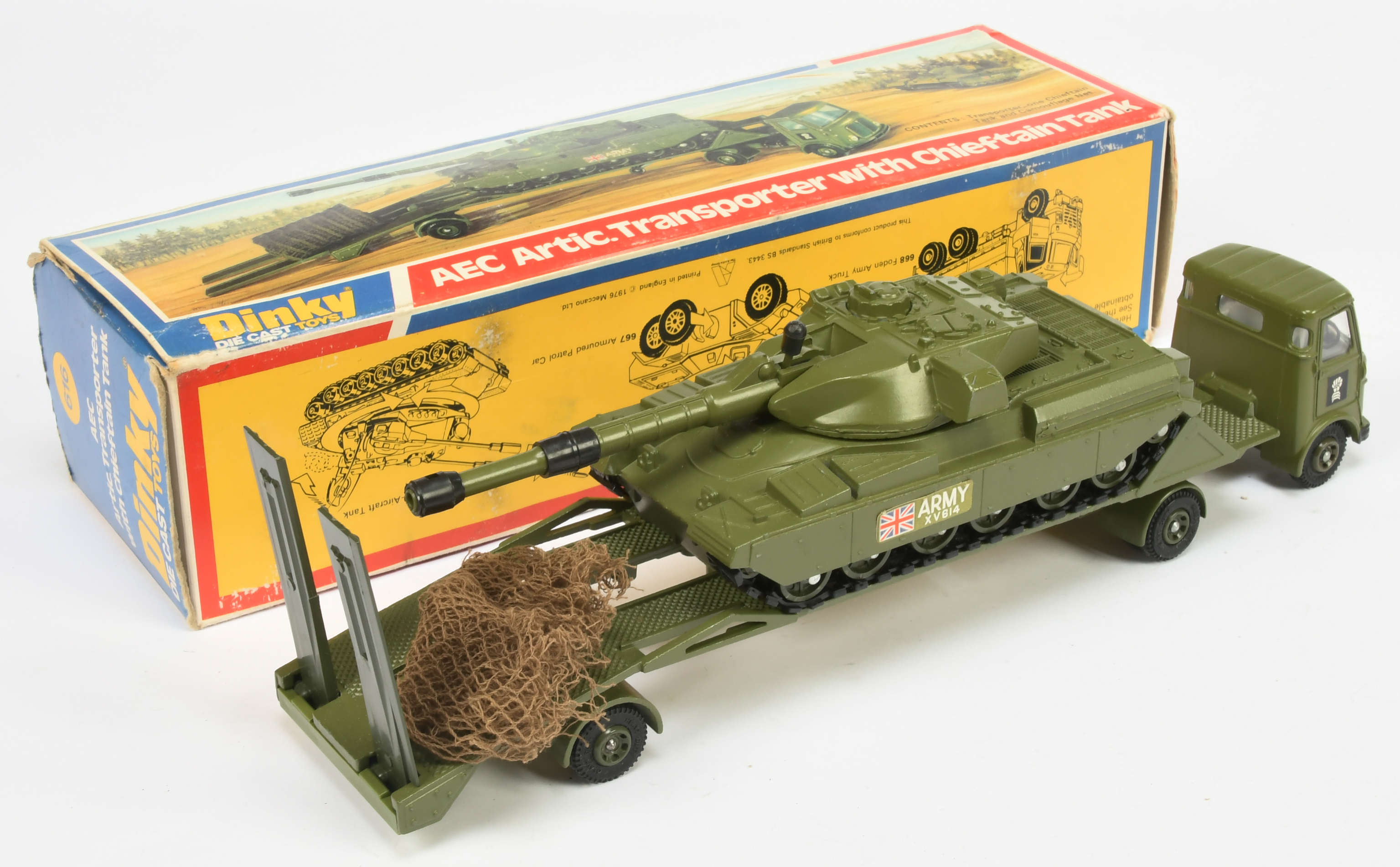 Dinky Toys Military 616 AEC Articulated Tank Transporter - Green cab and trailer with plastic ram... - Image 2 of 2