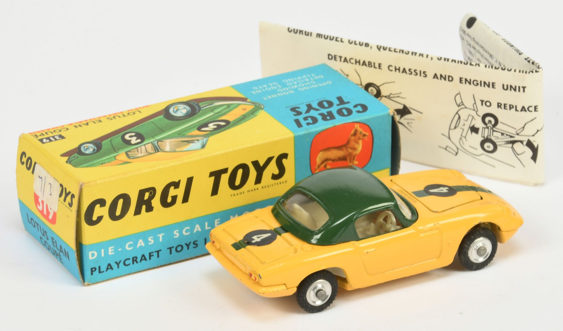 Corgi Toys 319 Lotus Elan Coupe  - Yellow body, green hood and stripes, ivory interior, chrome de... - Image 2 of 2