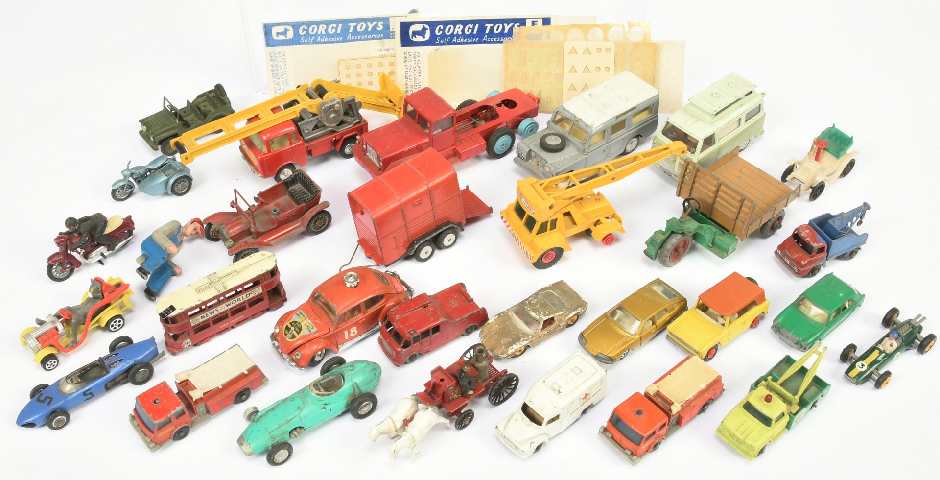 Corgi Toys Plus Others Unboxed Group To Include  - Ford Thames Airborne Caravan, Rices pony Trail...