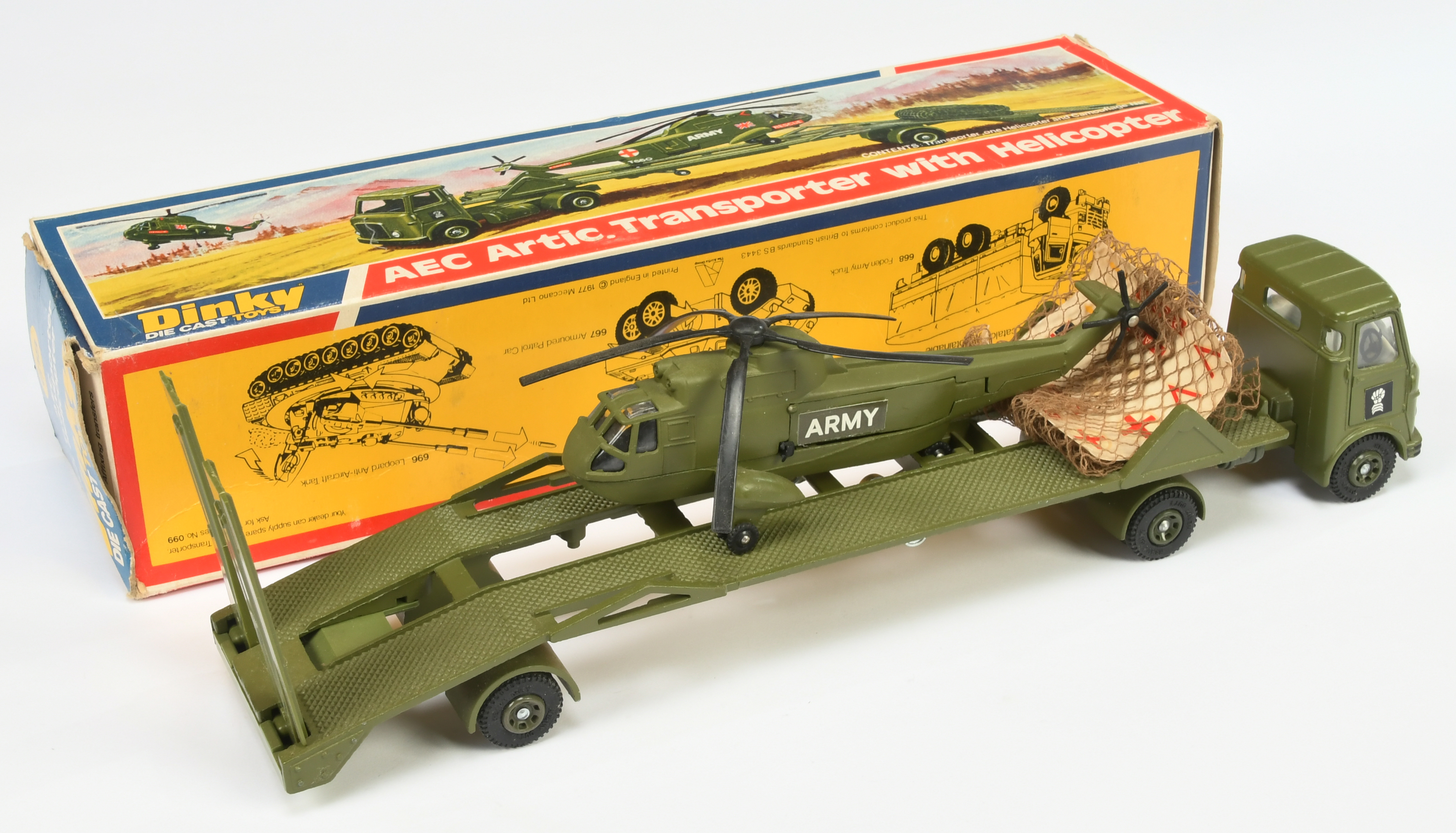 Dinky Toys 618 Military AEC Articulated Truck and Trailer - Green, pale grey interior, plastic hu... - Image 2 of 2