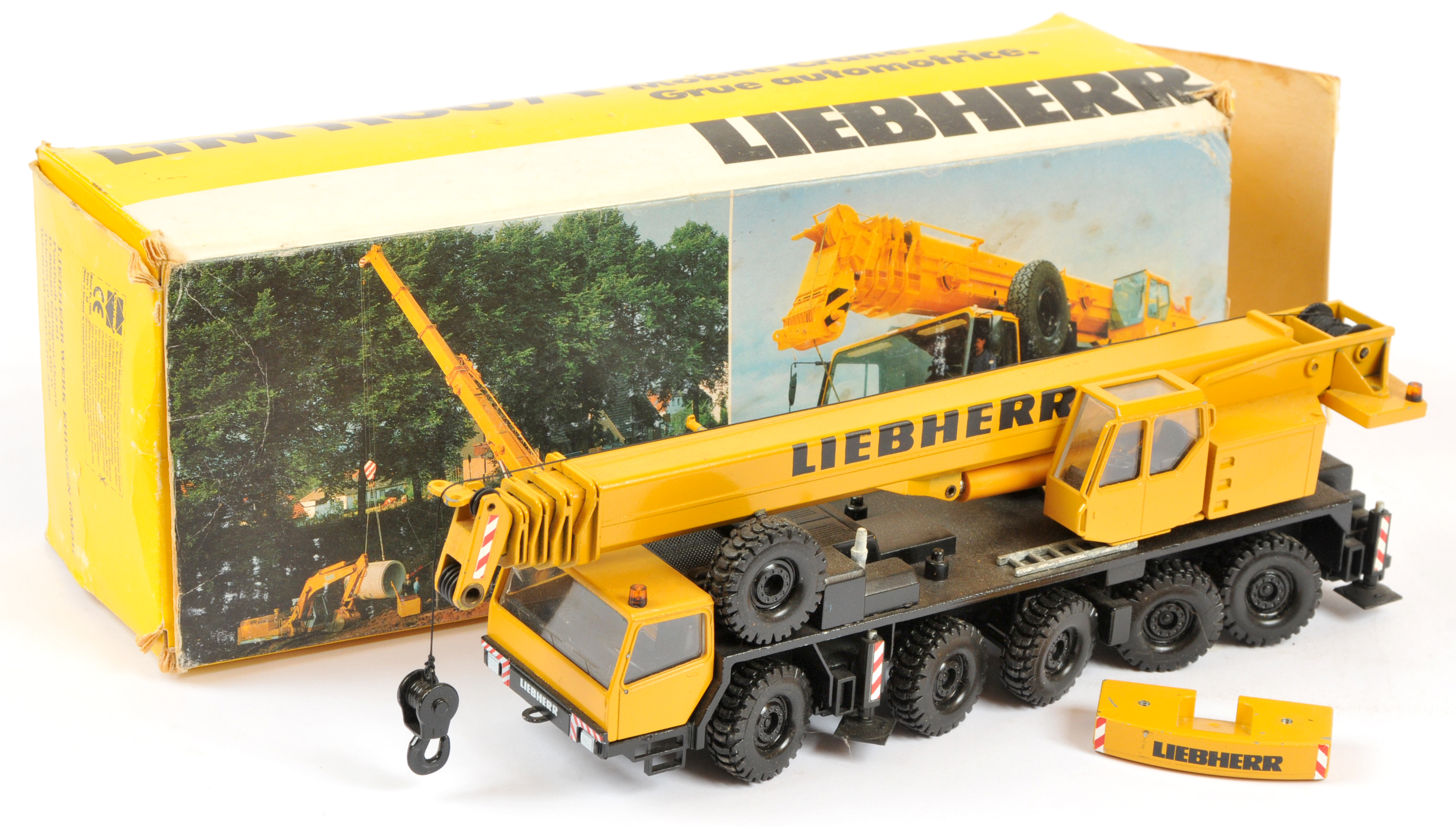 Conrad Models  (1/50th) 2085 Liebherr LTM 1100/1  Mobile Crane  - Mustard-yellow, black - Good Pl...