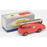 Dinky Toys 955 Fire Engine With Extending Ladder - Red including plastic hubs, silver trim and la...