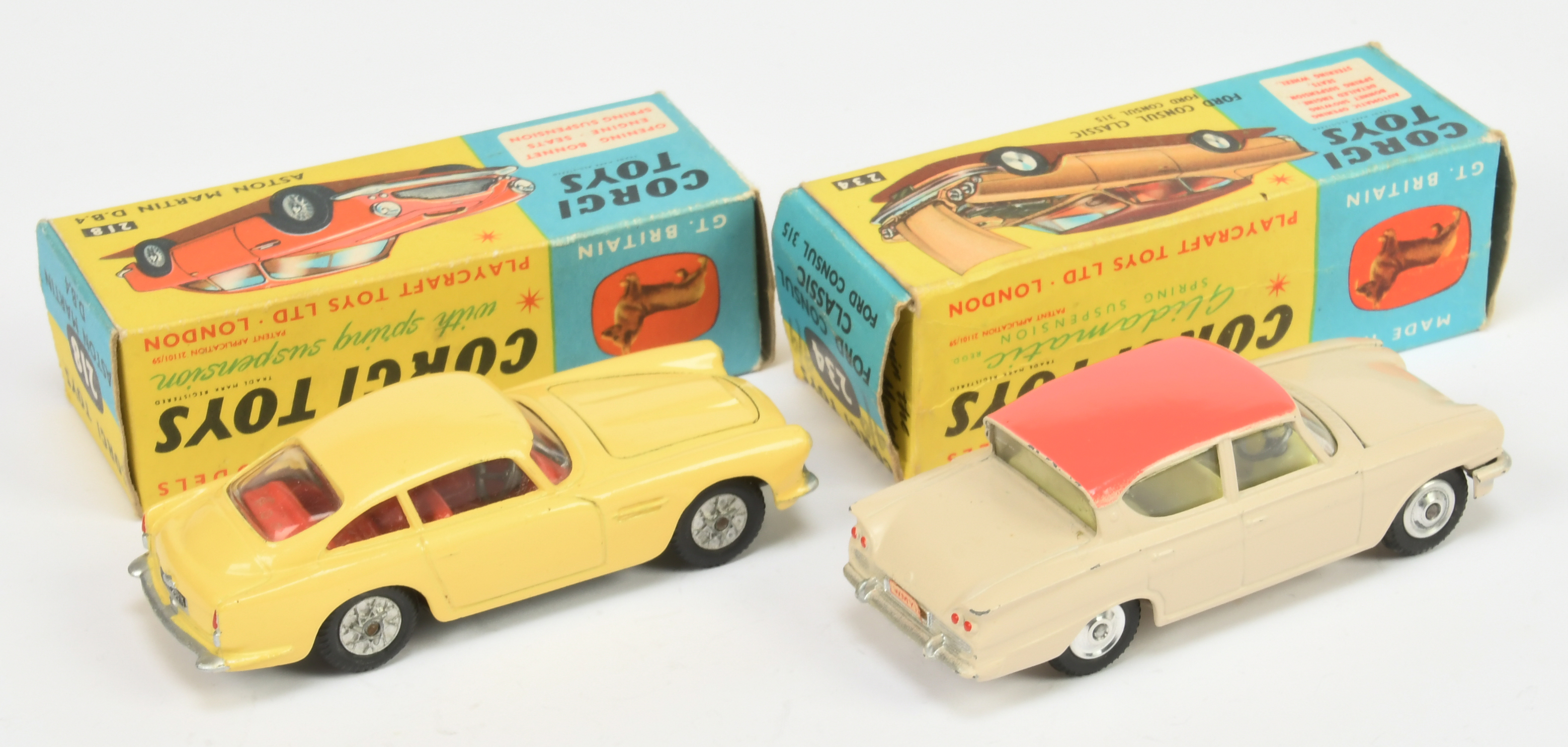 Corgi Toys 218 Aston Martin DB5 - Yelow body, red interior, silver trim, criss-cross cast hubs an... - Image 2 of 2