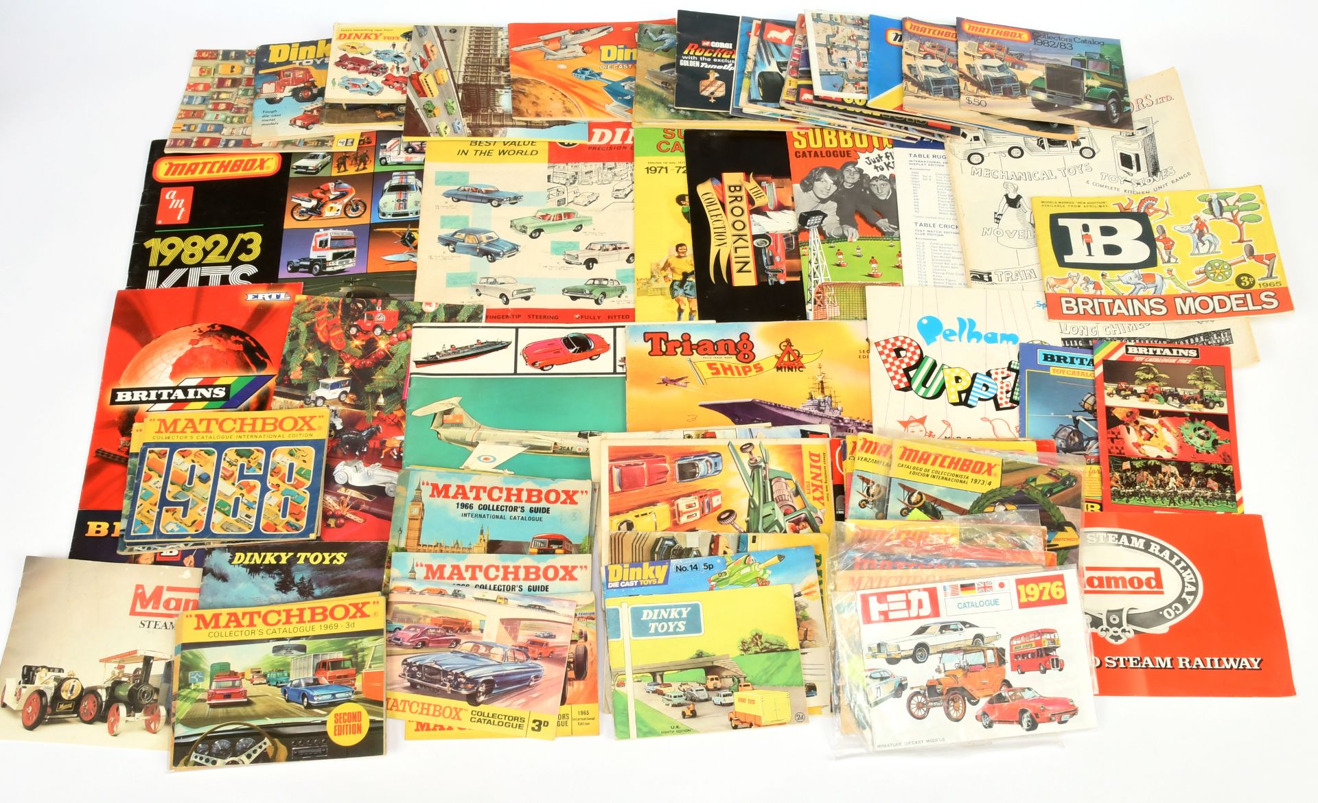 A Large Group Of Catalogues and Related Ephemera To Include - Mamod Steam Models, Britains 1965, ...