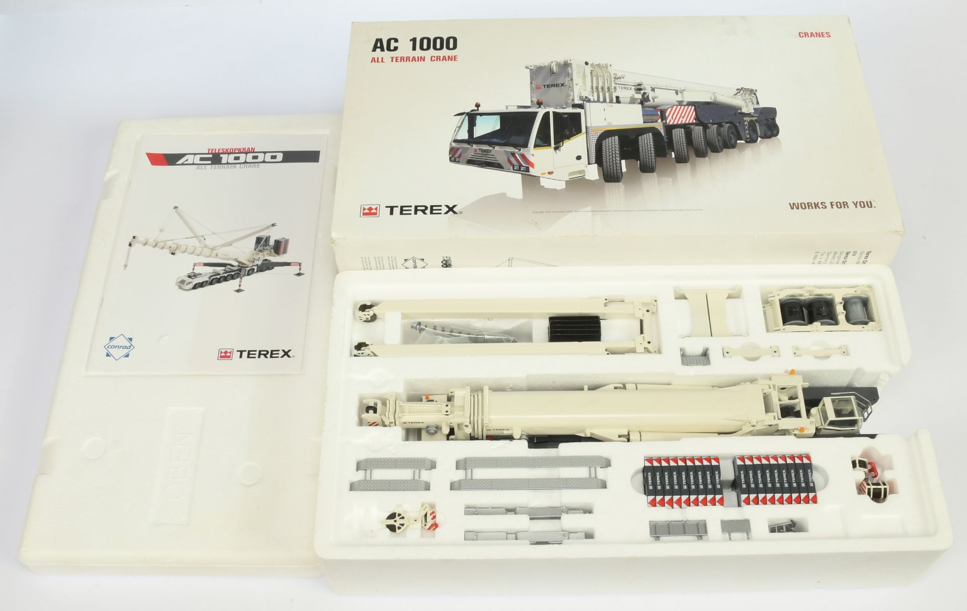 Conrad Model  (1/50th) 2108/0 "Terex" AC 1000 Mobile Crane - Off White and Grey 