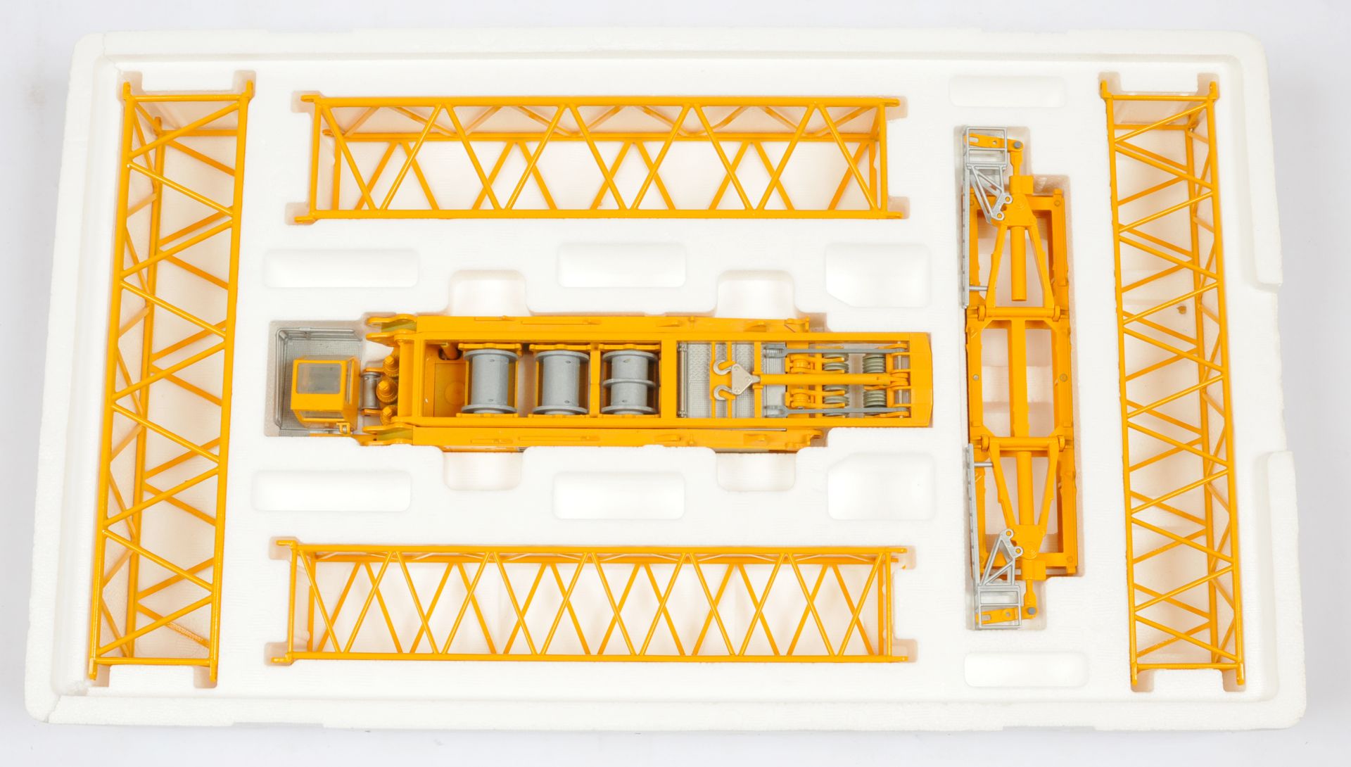 Conrad Models (1/50th) 2737/0 Liebherr LG 1750 Lattice Boom Mobile Crane - Deep Yellow and grey  - Bild 4 aus 4