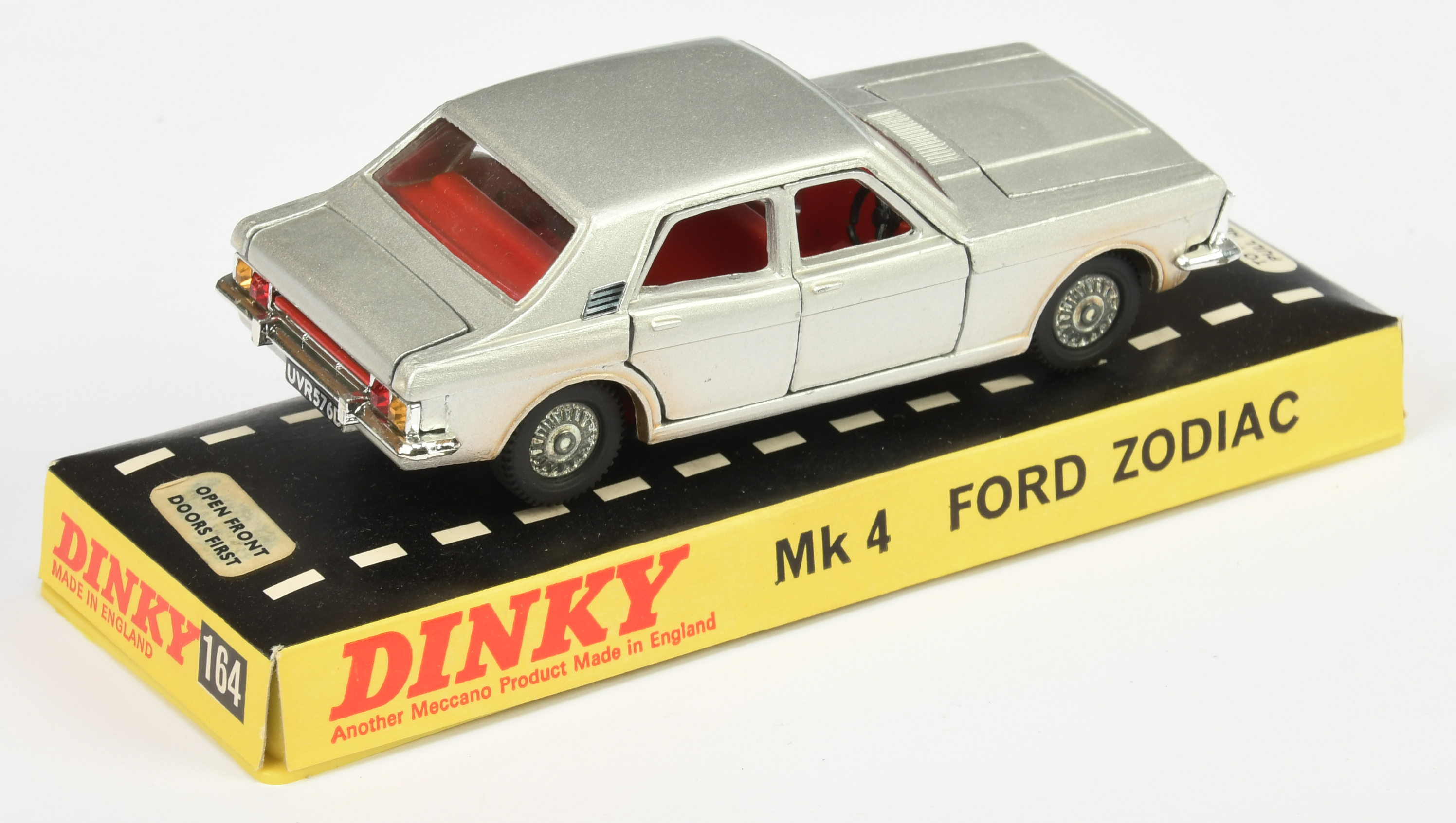 Dinky Toys 164 Ford Zodiac Mark 4 - Silver body, red interior, chrome trim and cast detailed hubs... - Image 2 of 2