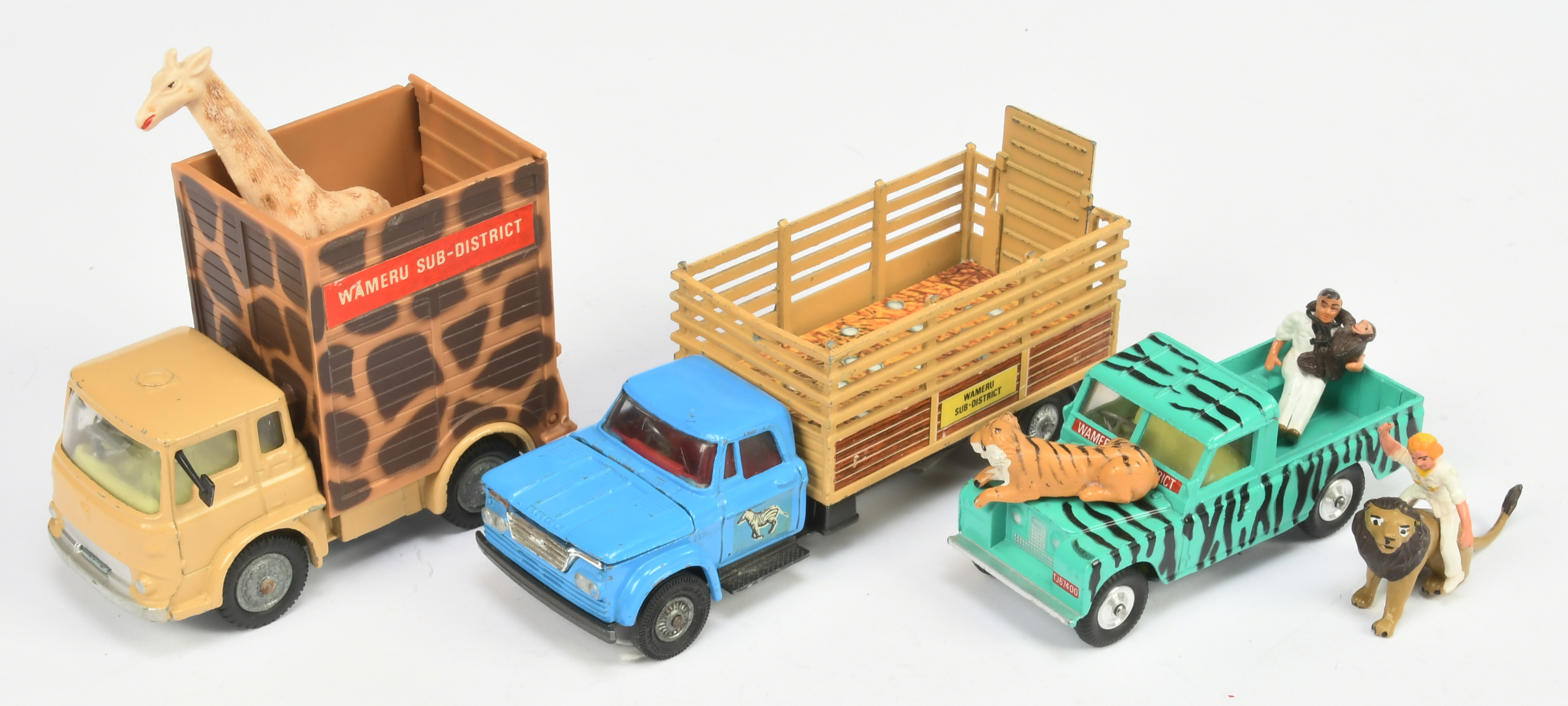 Corgi Toys GS14 Unboxed "Daktari" Gift Set to include Bedford TK Giraffe Transporter, Dodge Kew t...