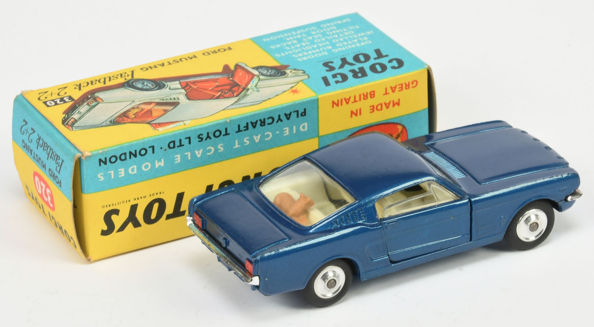 Corgi Toys 320 Ford Mustang Fastback  - Blue body, ivory interior with dog figure, chrome trim an... - Bild 2 aus 2