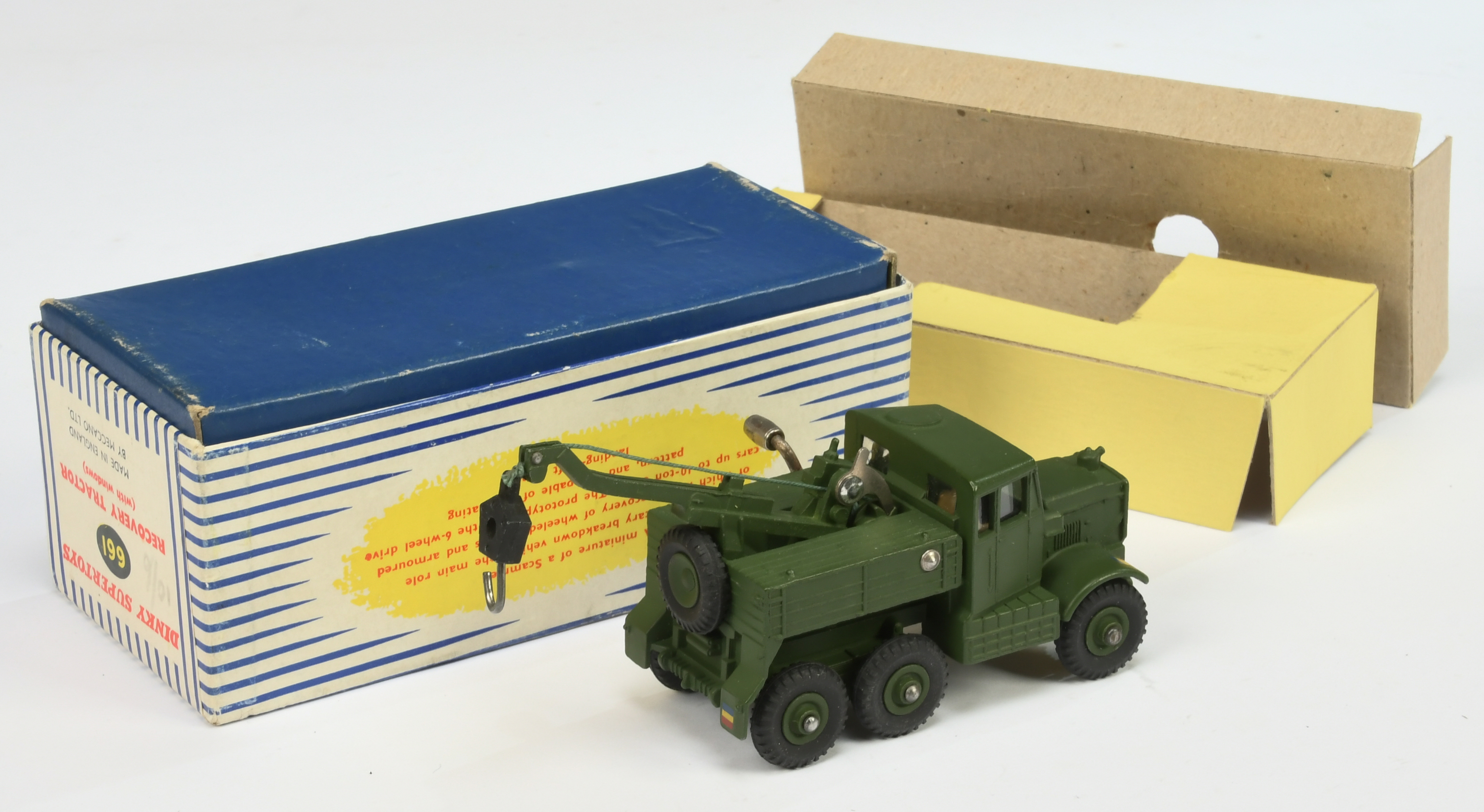 Dinky Toys Military 661 Scammell Recovery Tractor - Green including supertoy hubs, with windows - Image 2 of 2