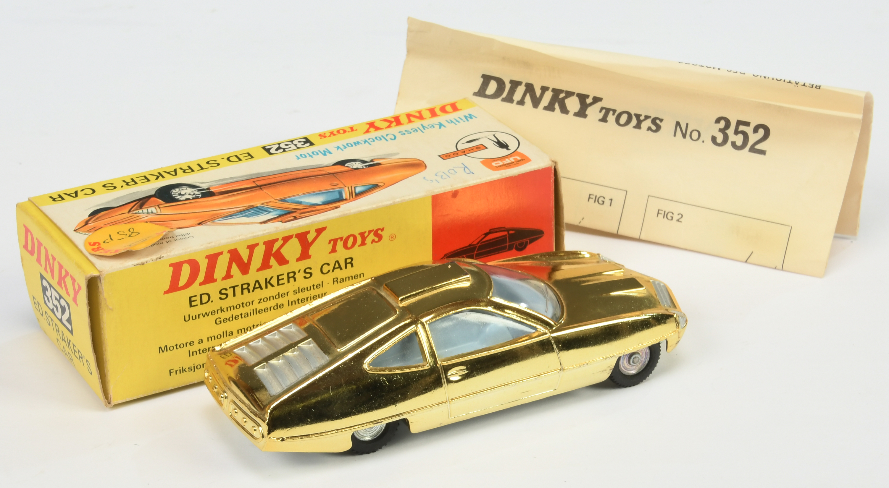 Dinky Toys 352 "UFO" Ed Straker's Car - Gold plated body,silver engine cover and trim, pale greyi... - Image 2 of 2