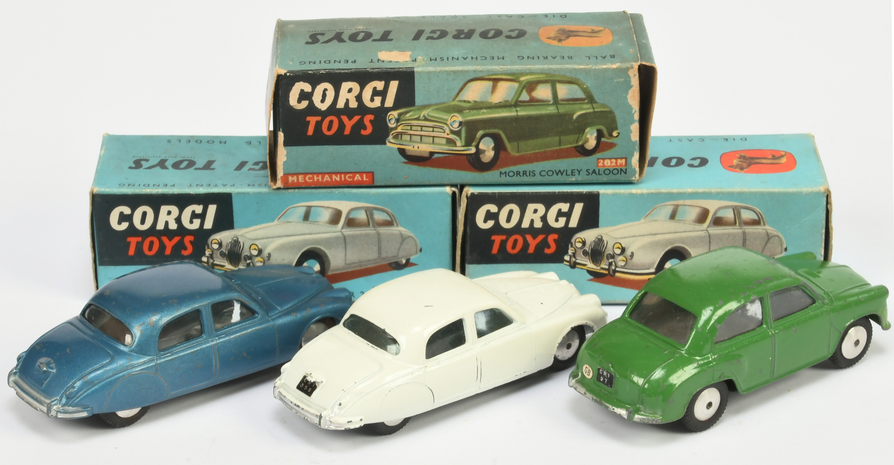 Corgi Toys Group Of 3 - (1) 202M  Morris Cowley Saloon - Green Body, silver trim, flat spun hubs ... - Image 2 of 2