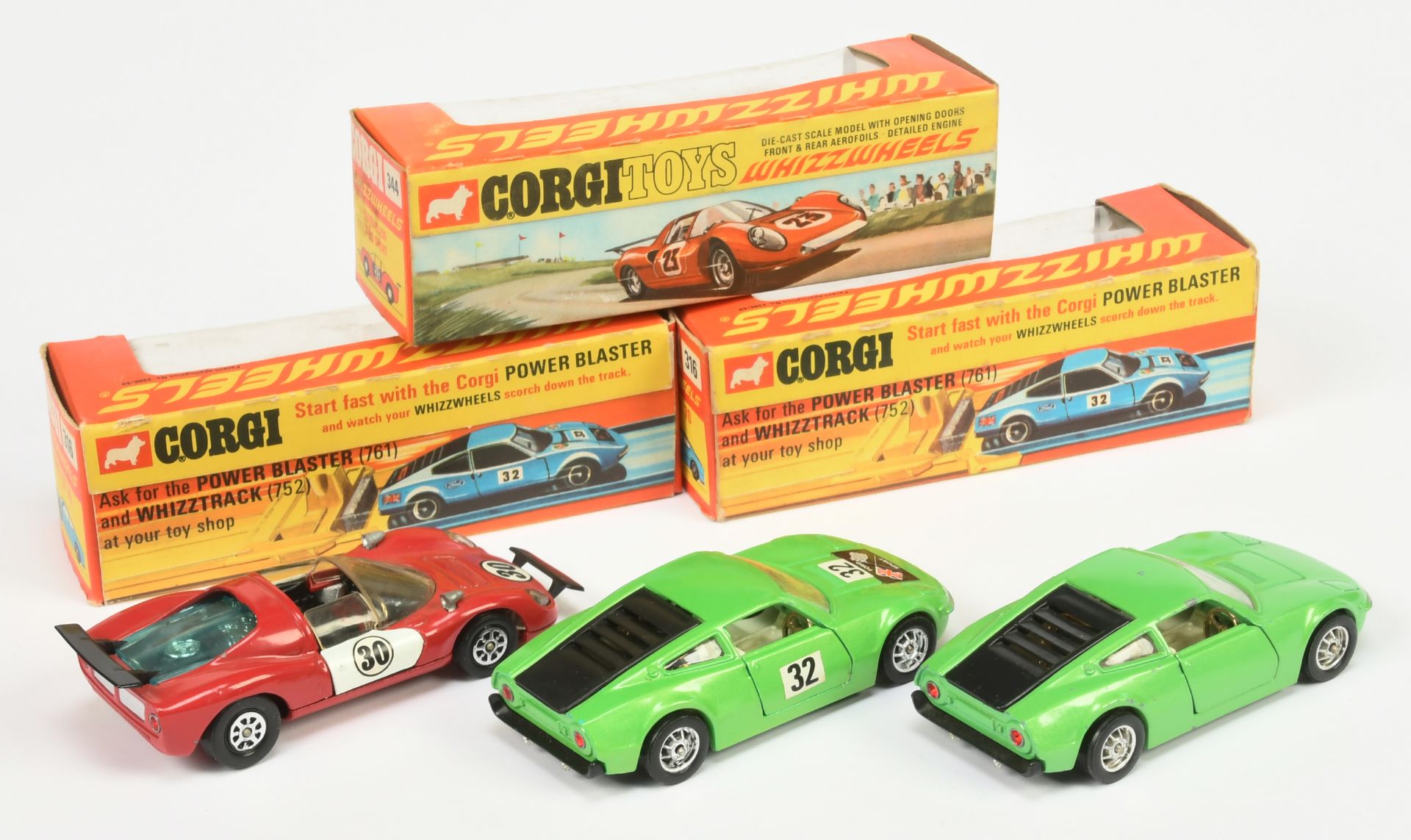 Corgi Toys Whizzwheels A Group Of 3 - (1) 316 Ford GT 70 - Green, black engine cover, with labels... - Bild 2 aus 2