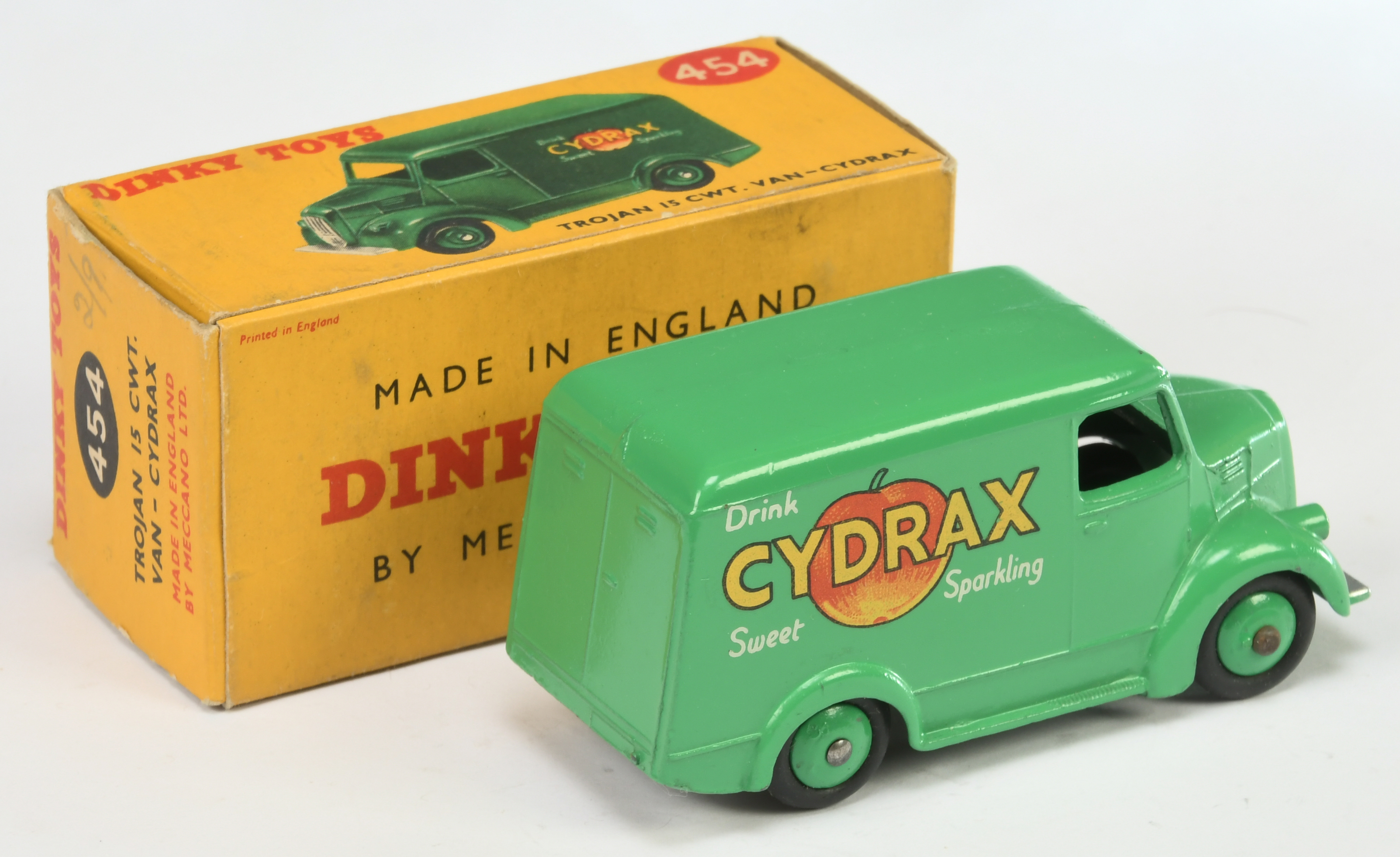 Dinky Toys 454 Trojan Van "Drink Cydrax" - Mid-Green including rigid hubs, silver trim  - Image 2 of 2