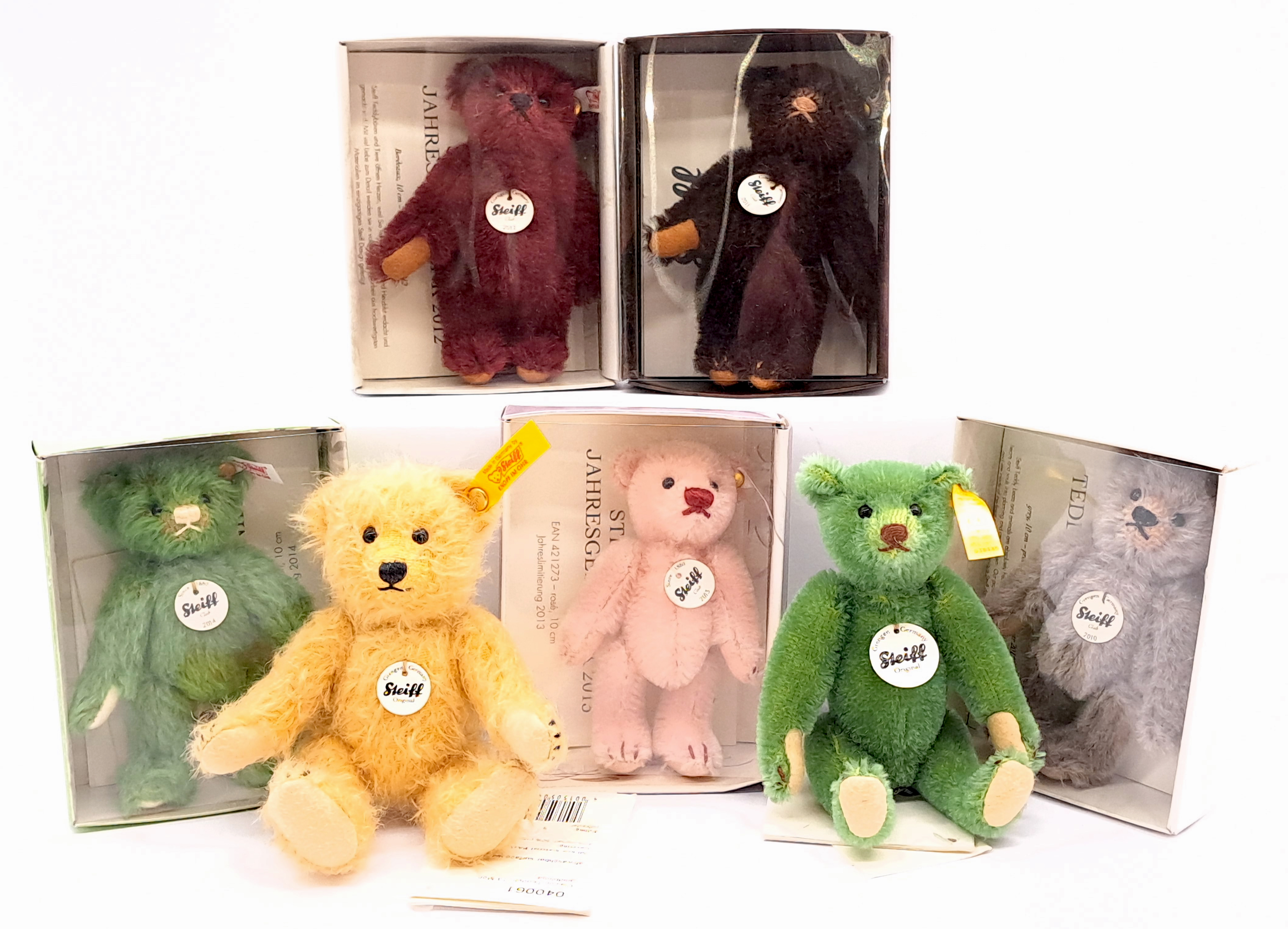 Steiff miniature teddy bear group 