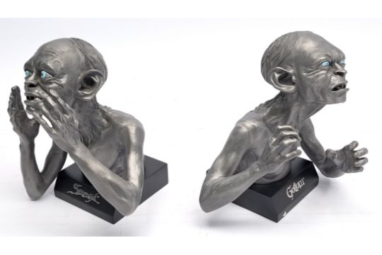 The Noble Collection The Lord of the Rings Gollum & Smeagol Pewter Bookends - Image 2 of 2