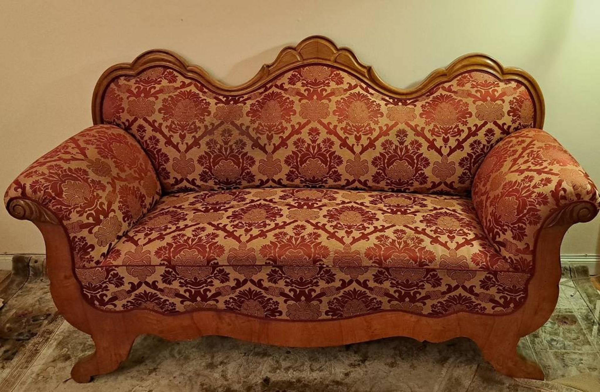Hochgepolstertes Biedermeier Sofa