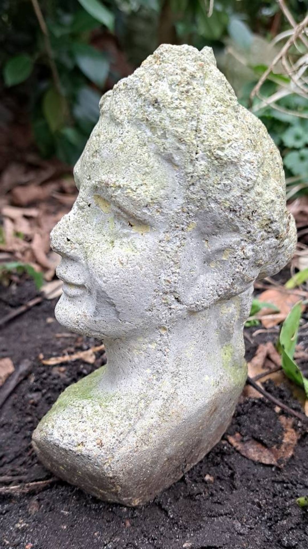 Antike Garten Skulptur Frauenkopf