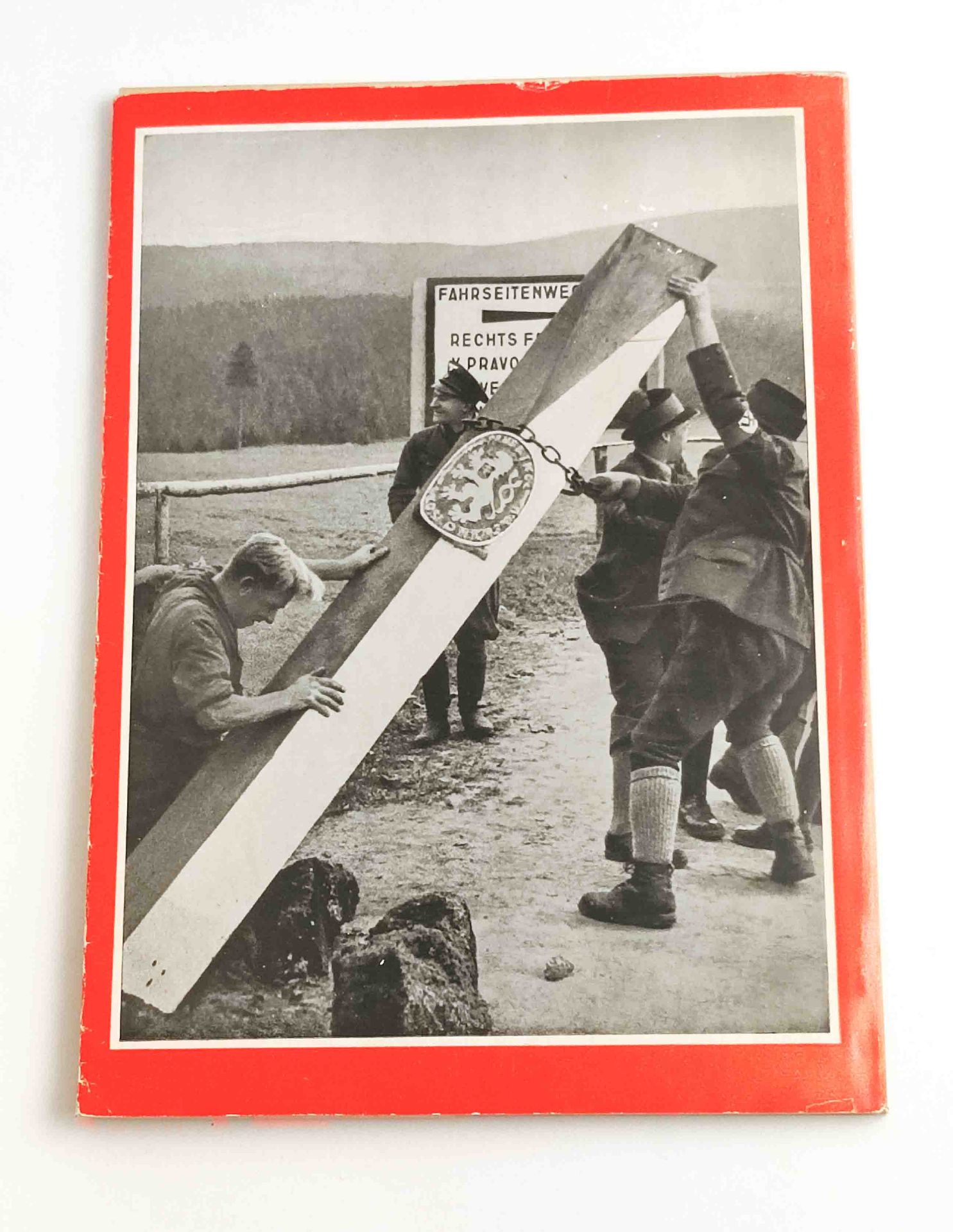 WKII Buch "Hitler befreit Sudetenland" - Image 3 of 3