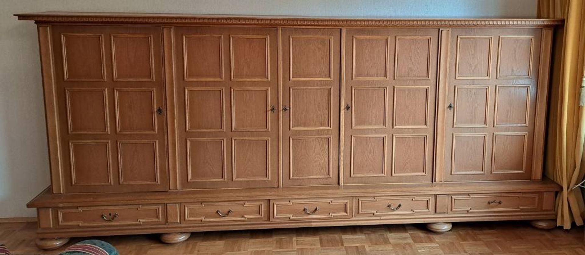 XL Herrenzimmer Schrank