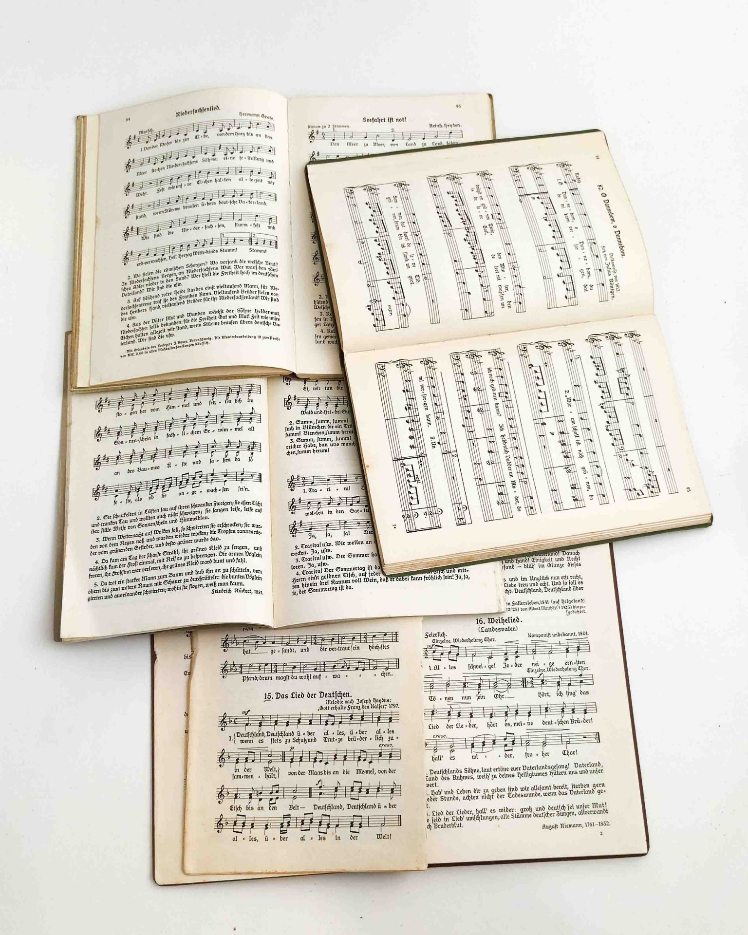 Vier Bremer Liederbücher 1940 - Bild 2 aus 3