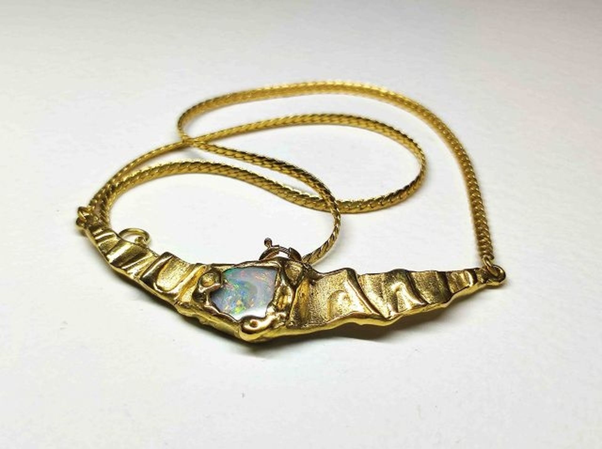 585 GG 14k Gold Collier Opal im Muttergestein