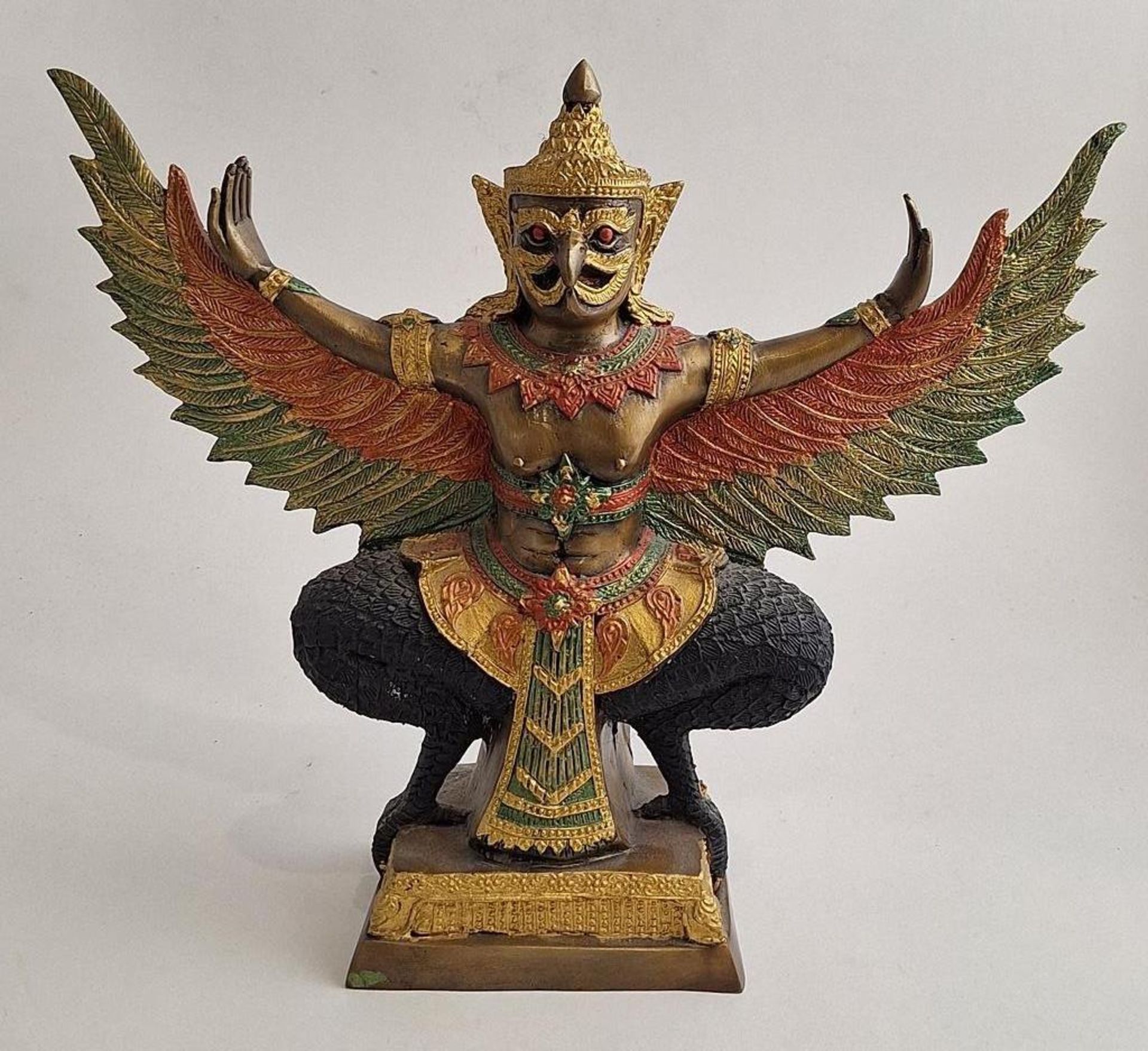 Thai Garuda Satue