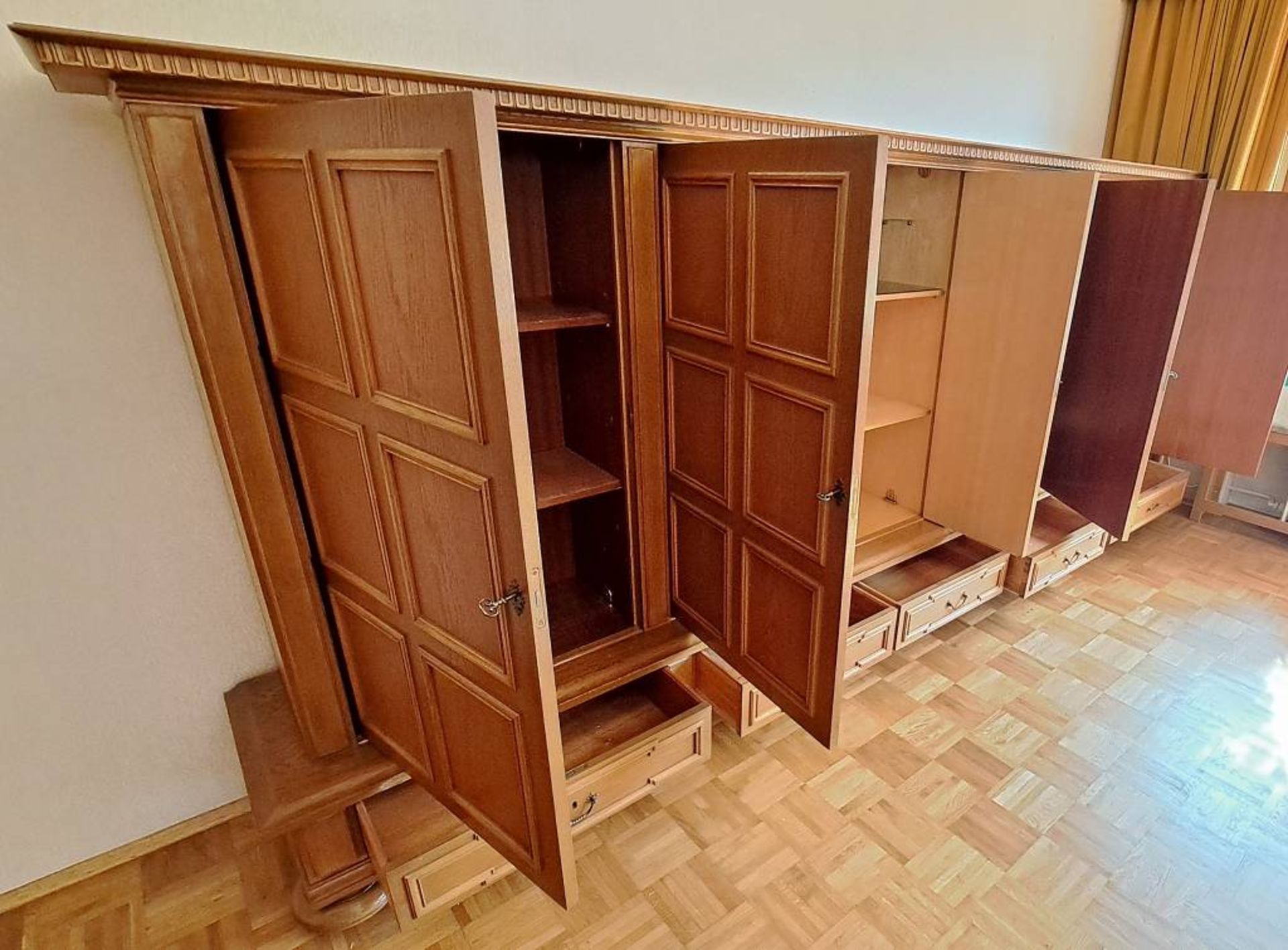 XL Herrenzimmer Schrank - Bild 2 aus 5