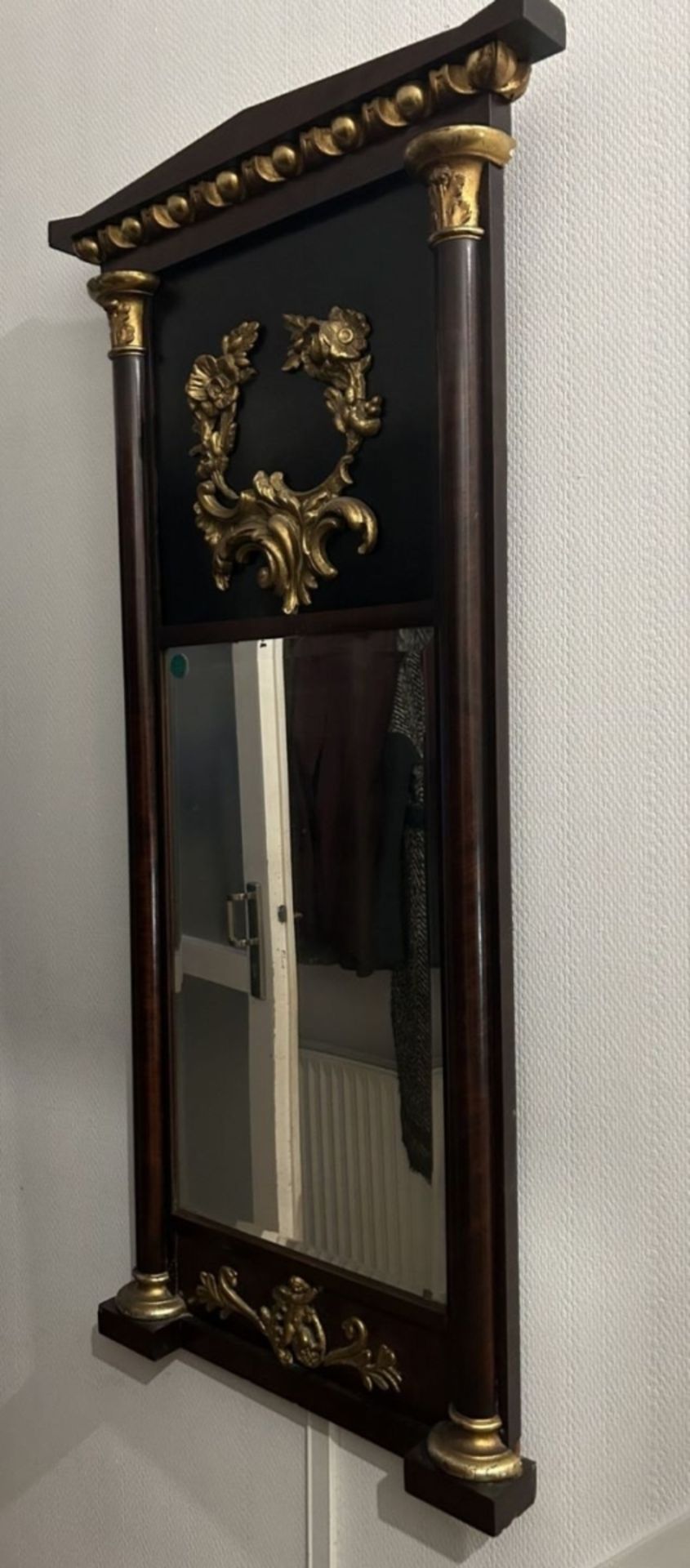Antiker Spiegel