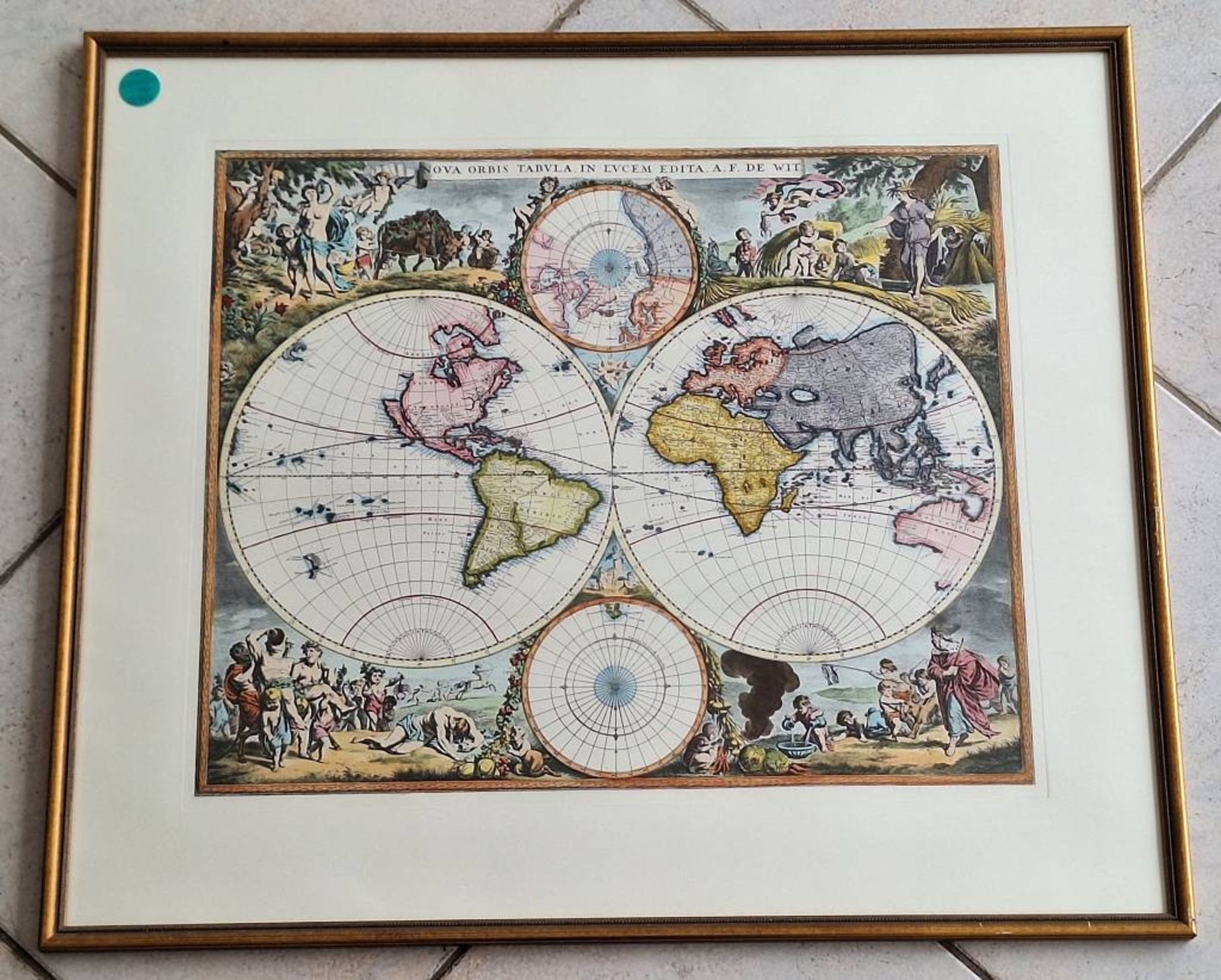 Gerahmte Weltkarte