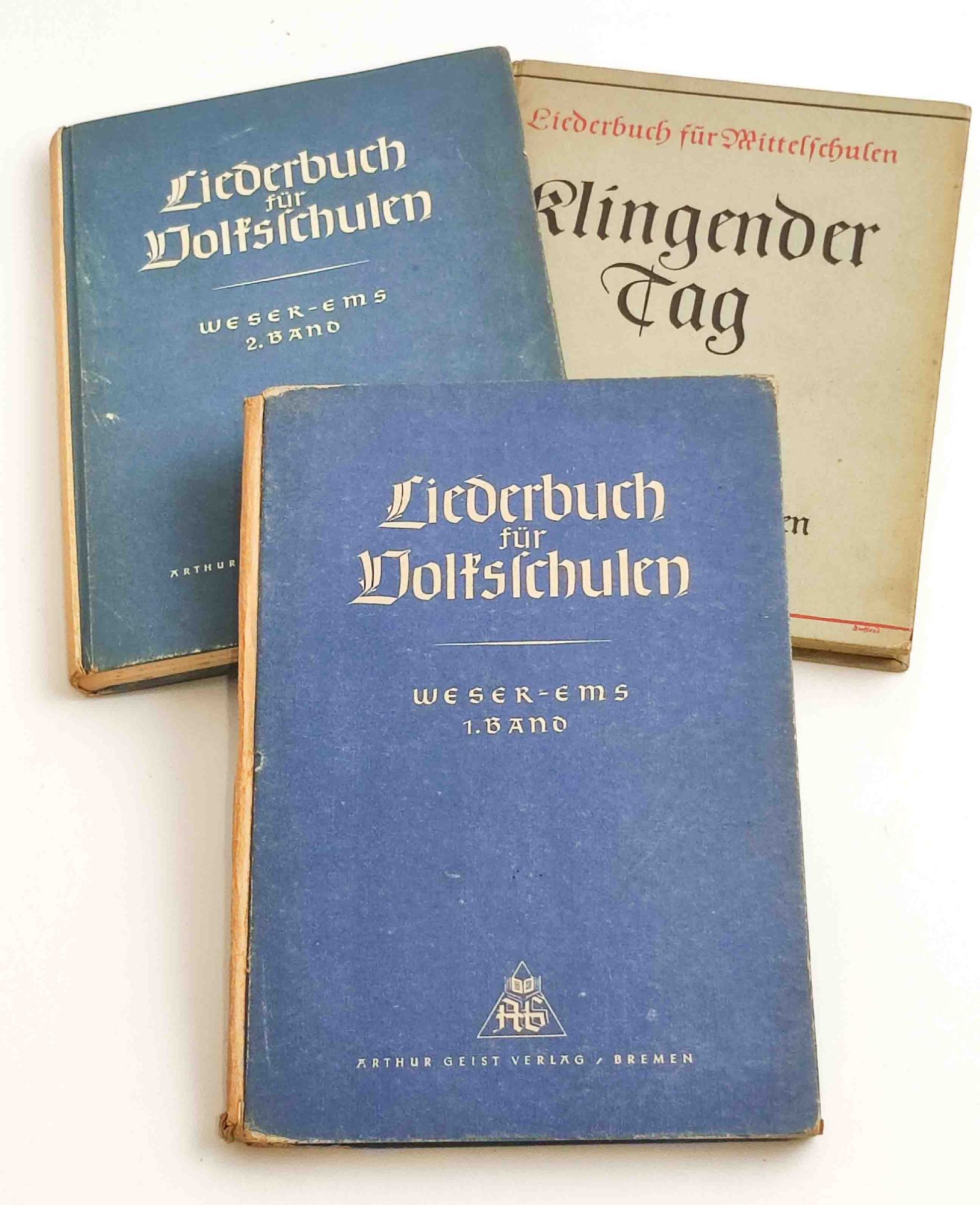 Konvolut antike Liederbücher 1941