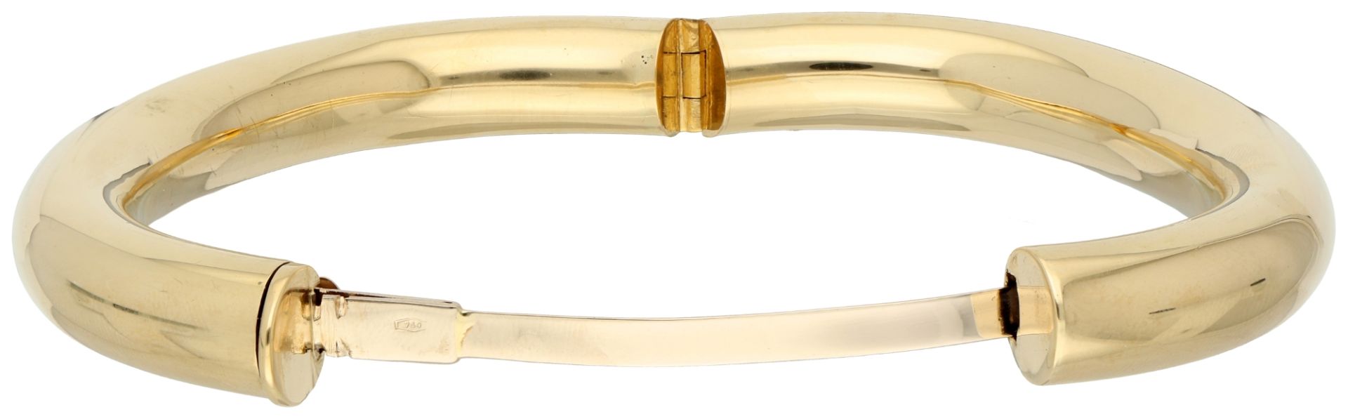 18K Yellow gold bangle bracelet. - Image 2 of 2