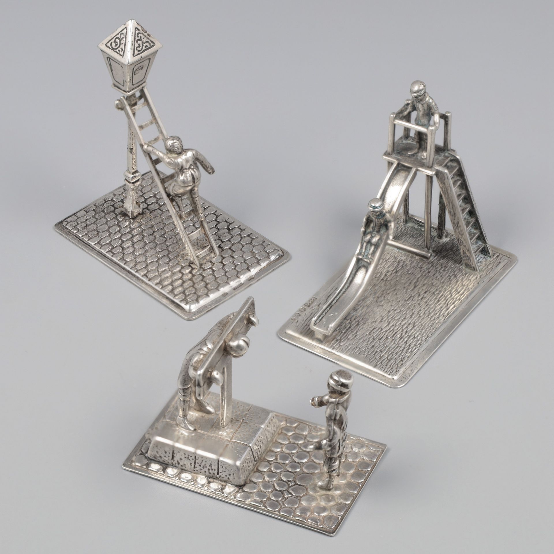 3-piece lot of miniatures silver.