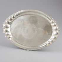 Showpiece tray, silver.