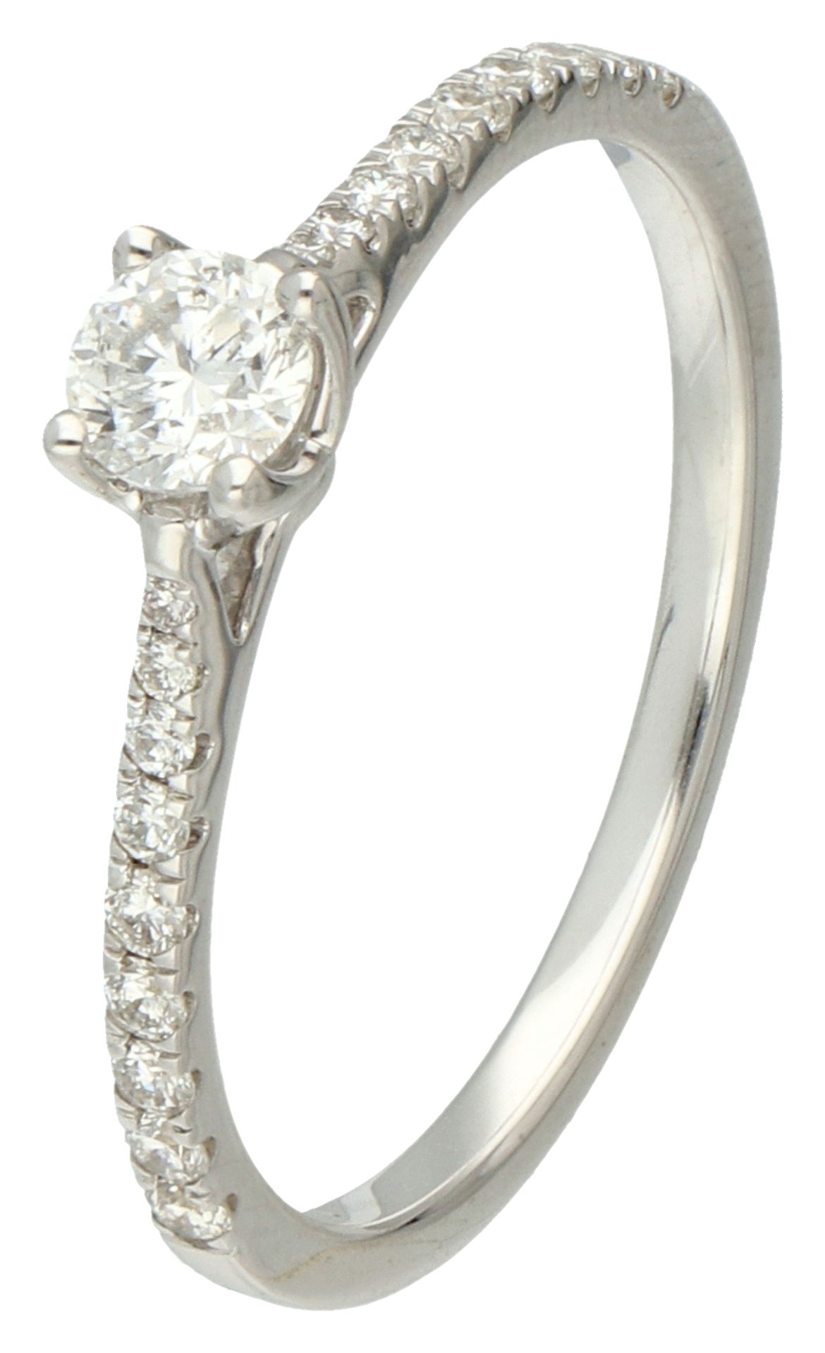 18K White gold shoulder ring set with approx. 0.40 ct. diamond.