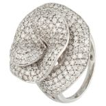 14K White gold design ring set with approx. 3.50 ct diamond.