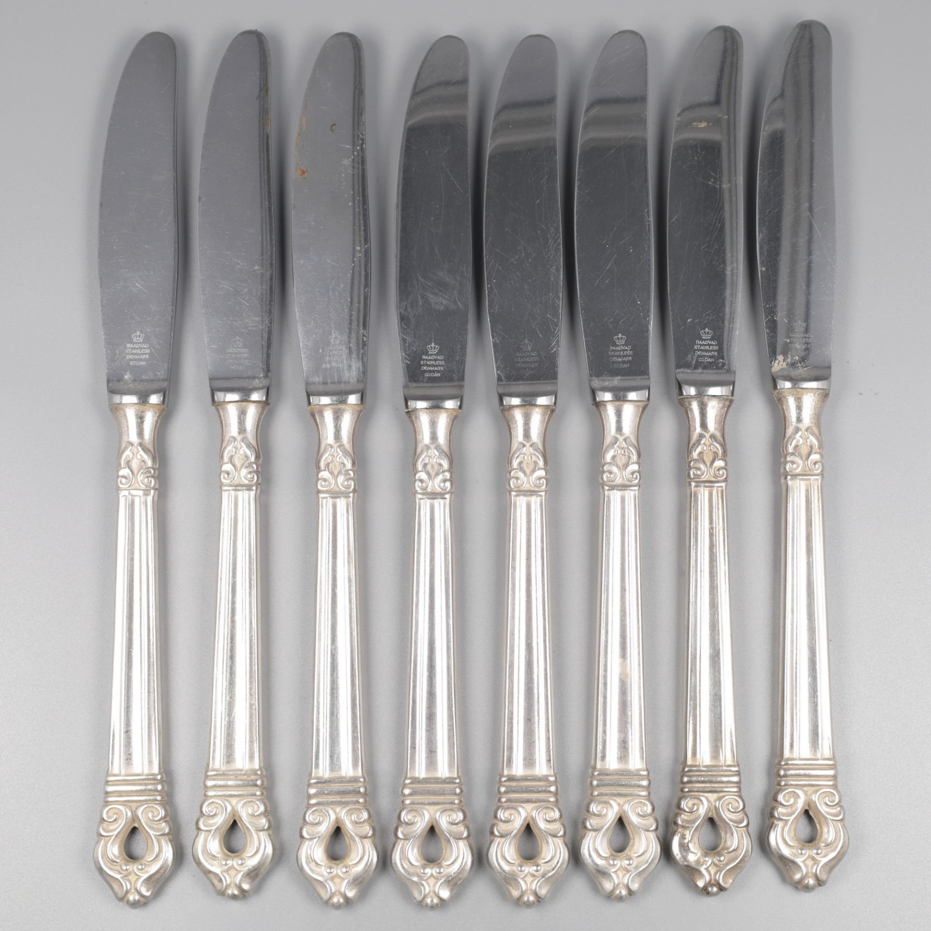 8-piece set of dinner knives, model Royal Danish at Codan S.A. (Mexico), silver.