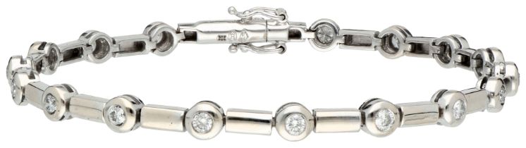 No Reserve - 18K White Gold tennis bracelet set with approx. 1.02 ct. diamond.