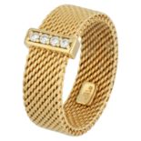 No Reserve - Tiffany & Co 18K yellow gold mesh ring set with approx. 0.04 ct. diamond.