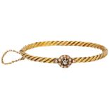 No Reserve - 14K Yellow gold twisted bangle bracelet with rose diamond and seed pearls.