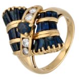 No Reserve - 18K Yellow gold diamond-shaped ring with sapphire and diamond.